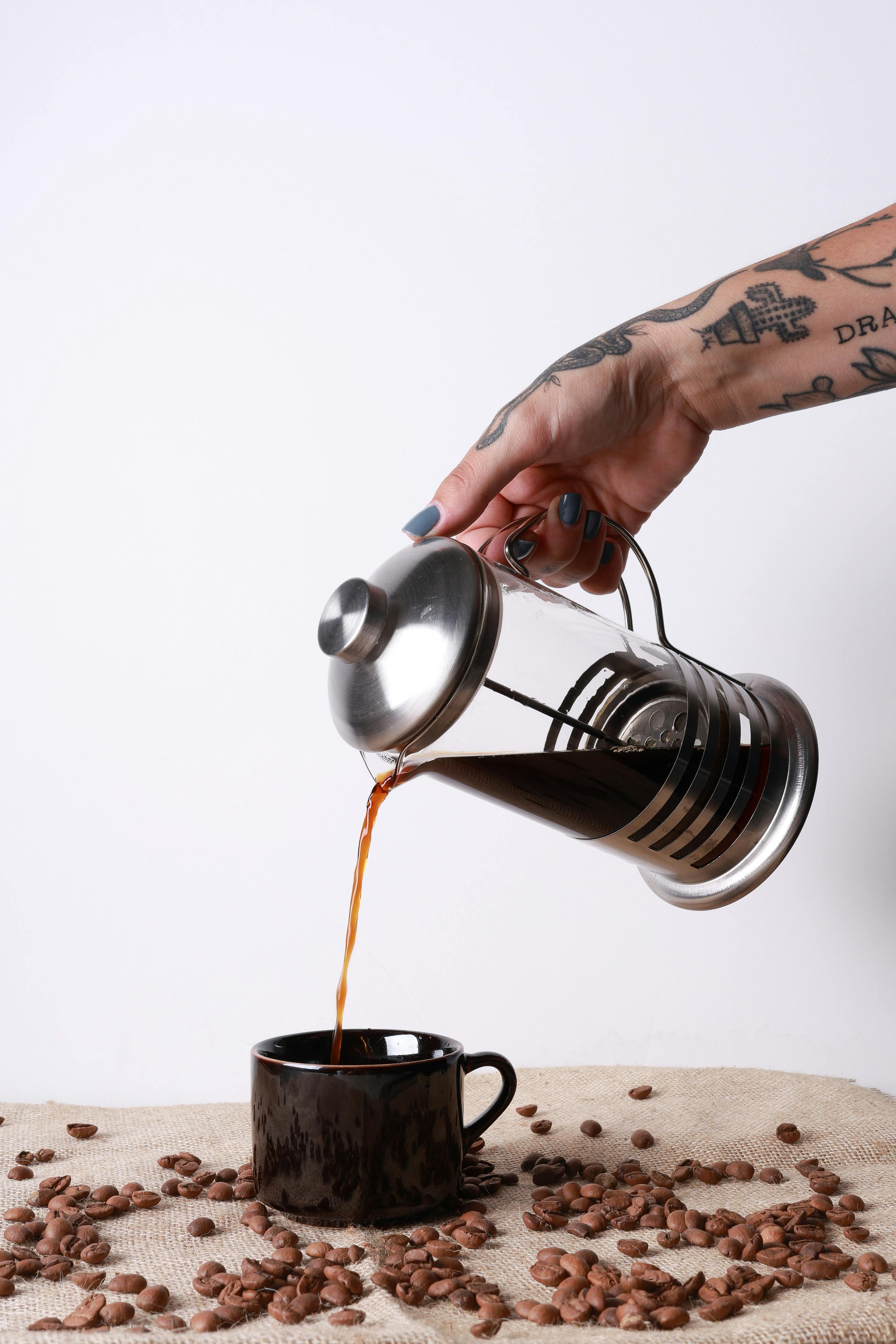 Heiß aufgegossener Cold Brew